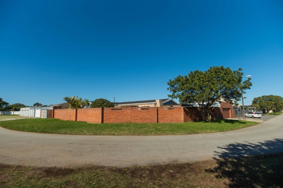 3 Bedroom Property for Sale in Rowallan Park Eastern Cape